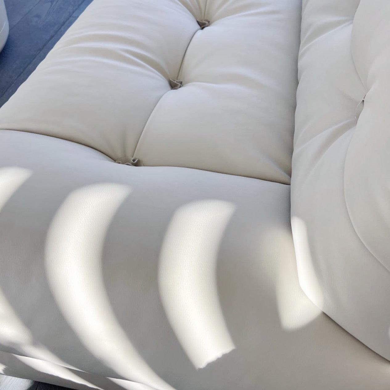 Perle Anti-Scratch Sofa