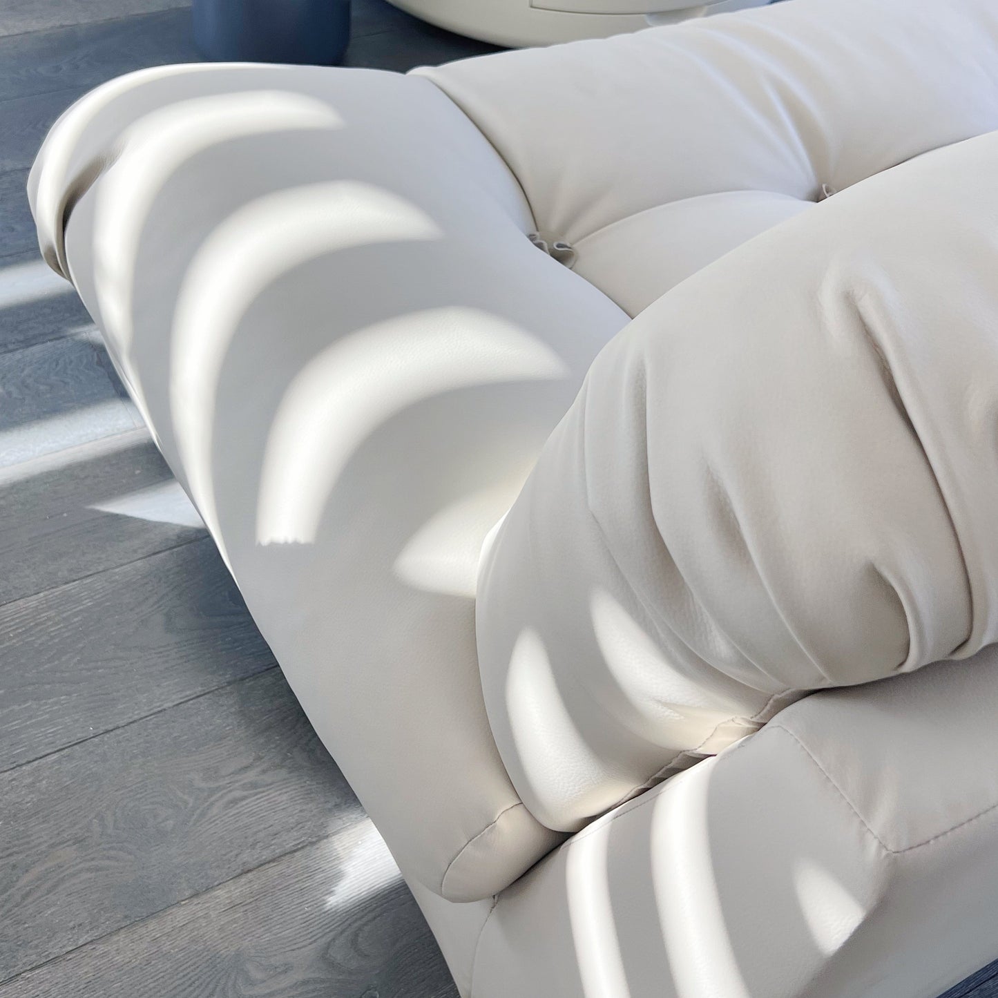 Perle Anti-Scratch Sofa